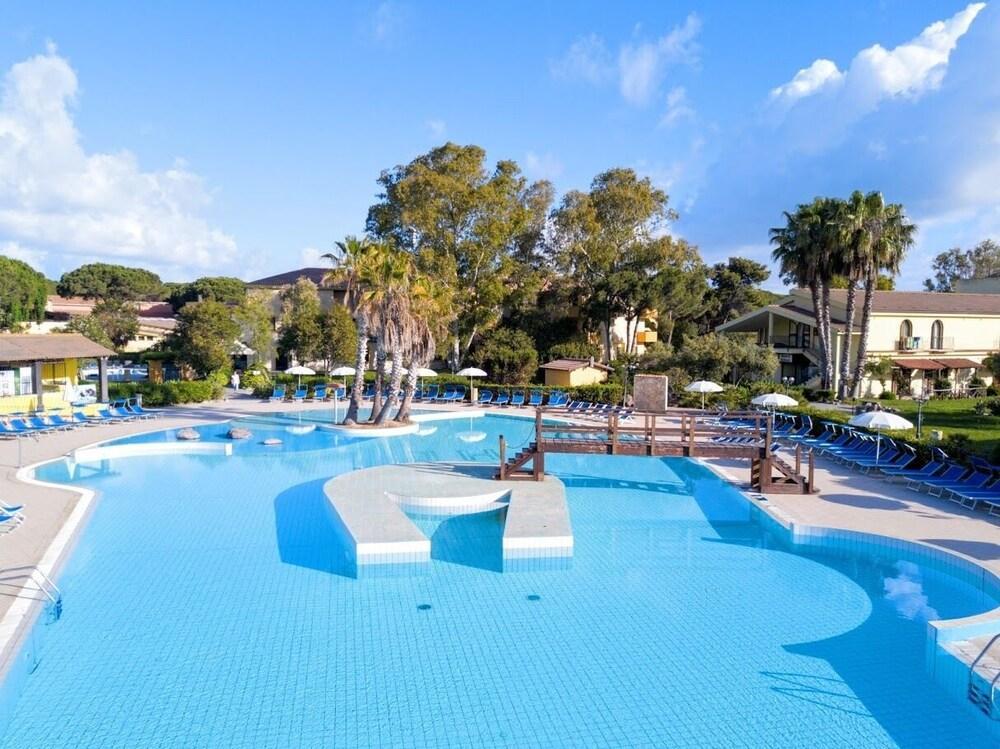 ארבוראה Hotel Fortezza מראה חיצוני תמונה